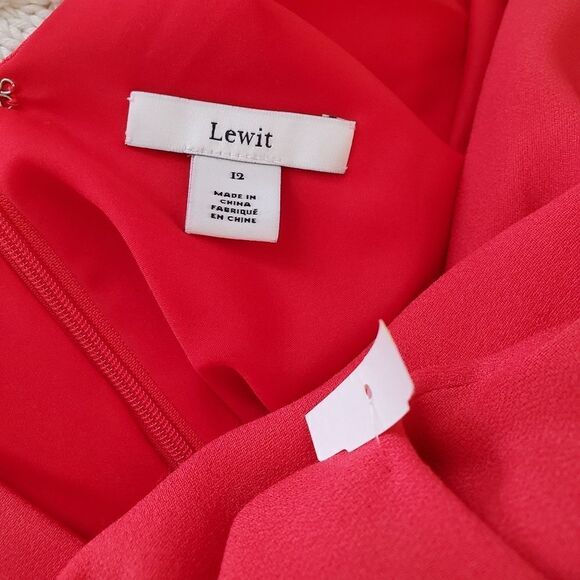 Lewit Dolman-Sleeve V-Neck Crepe Dress size 12 in Red- NEW - Picture 9 of 11